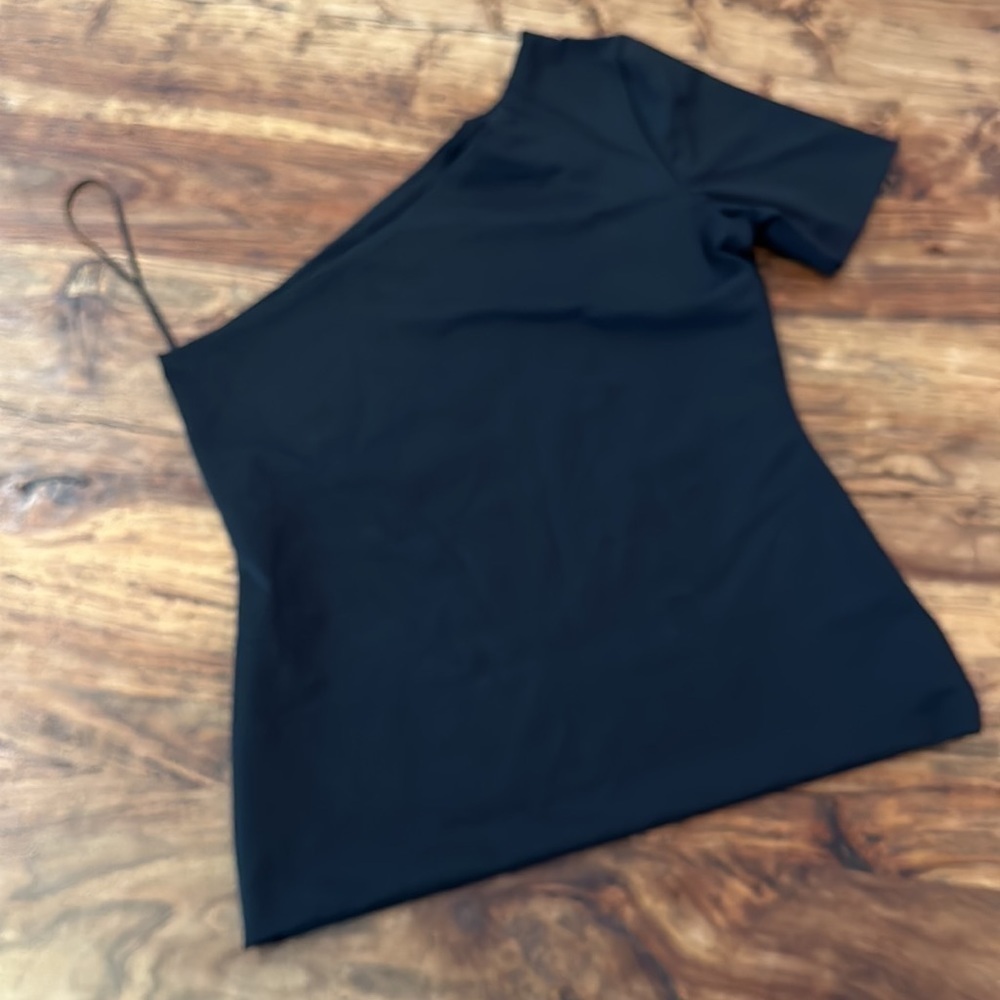 Theory Off The Shoulder Tee in Stretch Knit Black Small - Picture 9 of 9